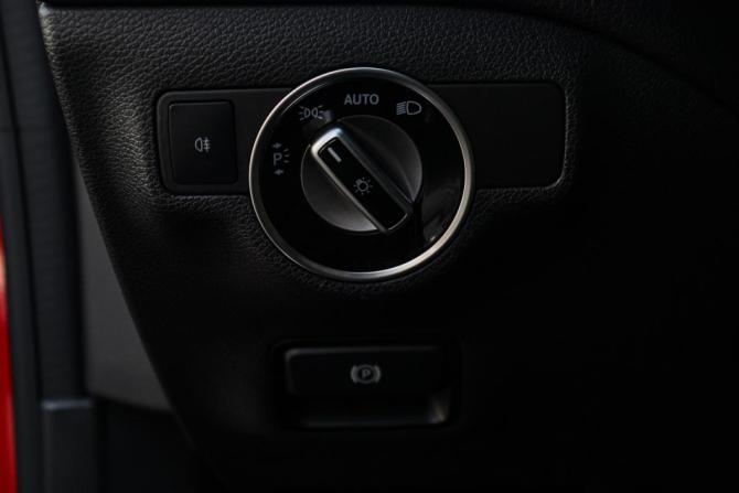 Mercedes-Benz CLA I (C117 X117) с пробегом 2015 года, цена 1 630 000 рублей, 117742 км, седан, Автокод Объявления