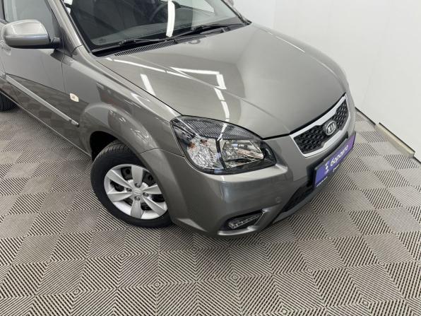 Kia Rio II Рестайлинг с пробегом 2010 года, цена 890 000 рублей, 36012 км, хэтчбек, Автокод Объявления