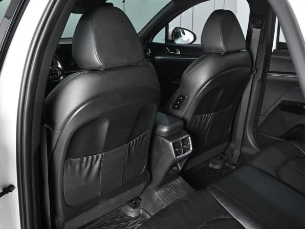 Kia K5 III с пробегом 2021 года, цена 2 979 000 рублей, 57300 км, седан, Автокод Объявления