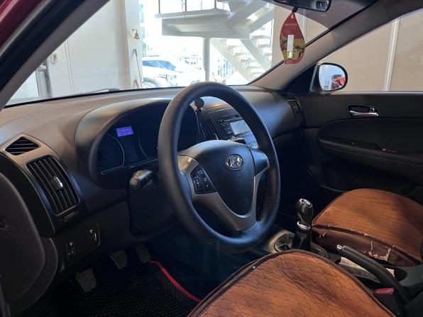 Hyundai i30 I Рестайлинг с пробегом 2011 года, цена 650 000 рублей, 229193 км, хэтчбек, Автокод Объявления