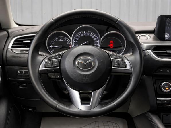 Mazda 6 III (GJ) Рестайлинг с пробегом 2015 года, цена 1 817 000 рублей, 144425 км, седан, Автокод Объявления