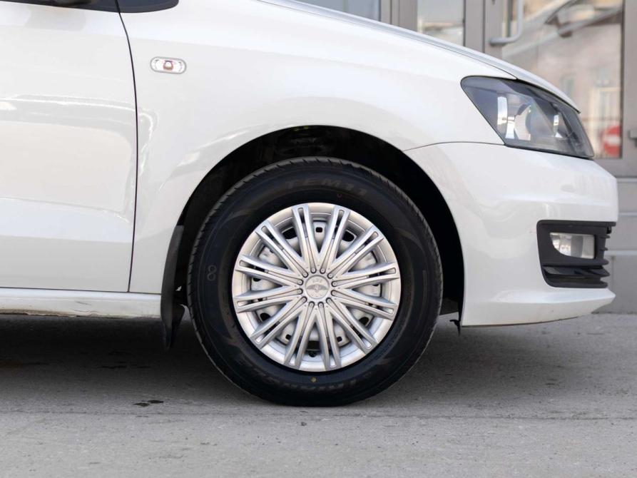 Volkswagen Polo V Рестайлинг Новосибирск  - изображение 9