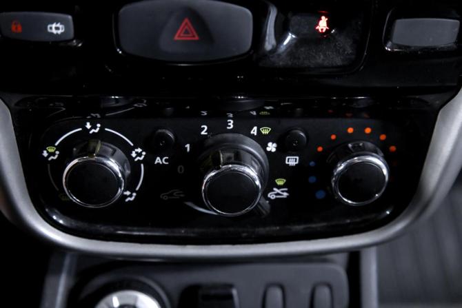 Renault Duster I с пробегом 2015 года, цена 899 000 рублей, 129936 км, внедорожник, Автокод Объявления