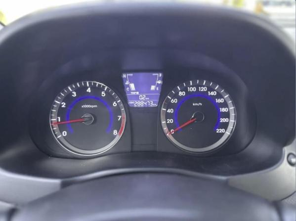 Hyundai Solaris I с пробегом 2011 года, цена 760 000 рублей, 288354 км, седан, Автокод Объявления