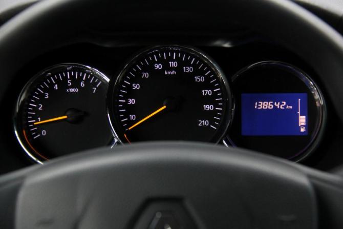 Renault Duster I Рестайлинг с пробегом 2015 года, цена 1 095 000 рублей, 138600 км, внедорожник, Автокод Объявления