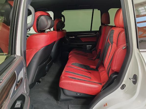 Lexus LX III Рестайлинг 2 с пробегом 2019 года, цена 7 775 000 рублей, 126708 км, внедорожник, Автокод Объявления