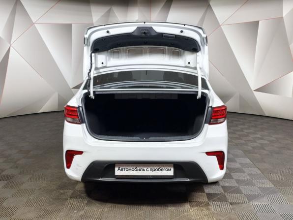 Kia Rio IV с пробегом 2018 года, цена 1 049 000 рублей, 200035 км, седан, Автокод Объявления