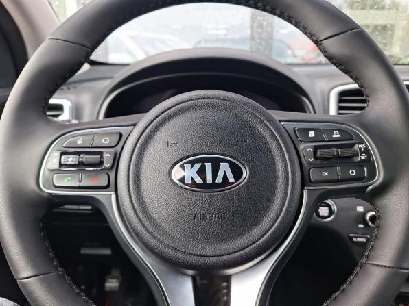 Kia Sportage IV Рестайлинг с пробегом 2018 года, цена 1 990 000 рублей, 133700 км, внедорожник, Автокод Объявления