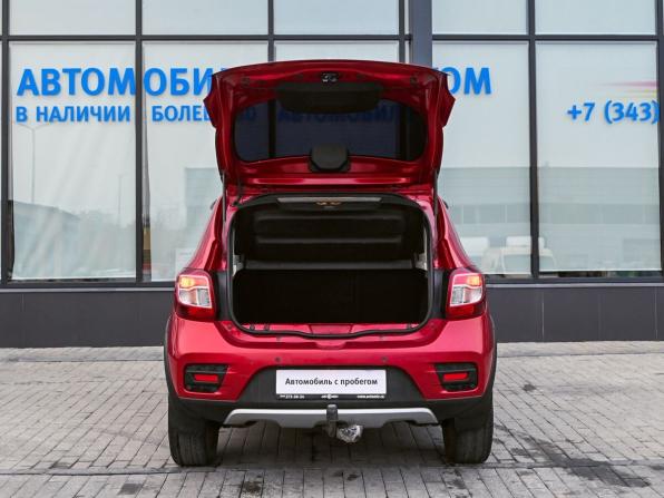 Renault Sandero II с пробегом 2014 года, цена 759 000 рублей, 181305 км, хэтчбек, Автокод Объявления