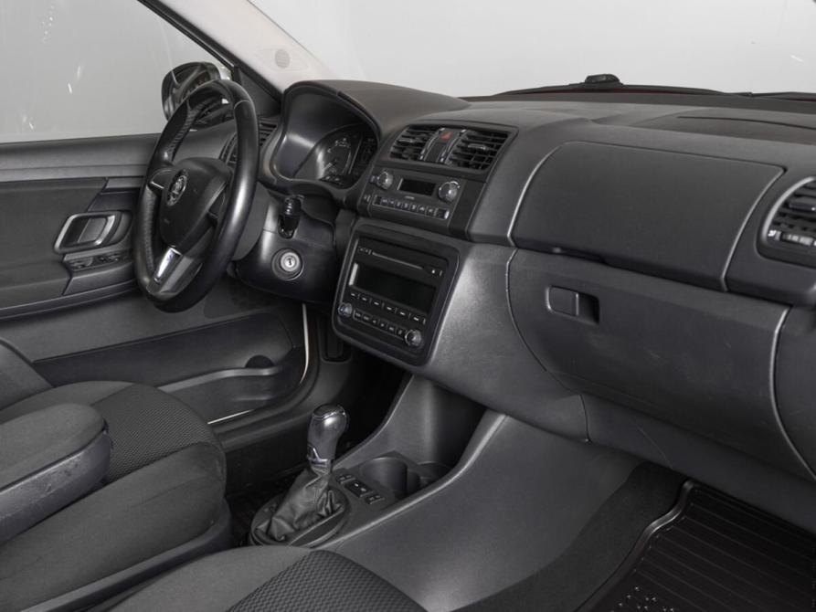 Skoda Fabia II Рестайлинг Казань  - изображение 7