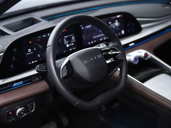 Exeed TXL I Рестайлинг 2 с пробегом 2023 года, цена 2 890 000 рублей, 16211 км, внедорожник, Автокод Объявления