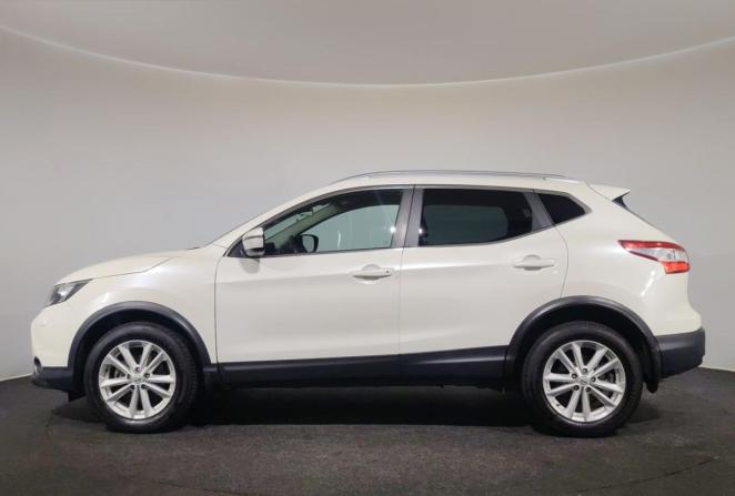 Nissan Qashqai II с пробегом 2017 года, цена 1 850 000 рублей, 82830 км, внедорожник, Автокод Объявления