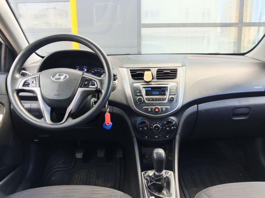 Hyundai Solaris I Рестайлинг Москва  - изображение 12