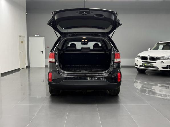 Kia Sorento II Рестайлинг с пробегом 2018 года, цена 1 970 000 рублей, 176017 км, внедорожник, Автокод Объявления