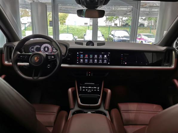 Porsche Cayenne III Рестайлинг с пробегом 2024 года, цена 14 900 000 рублей, 16857 км, внедорожник, Автокод Объявления
