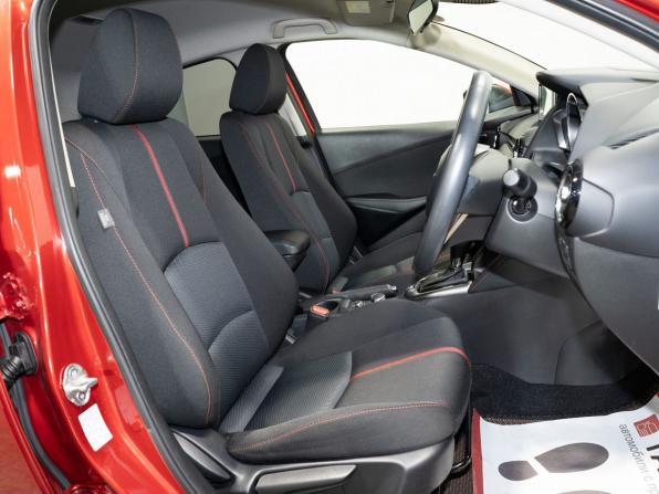 Mazda Demio IV (DJ) с пробегом 2016 года, цена 1 050 000 рублей, 59060 км, хэтчбек, Автокод Объявления