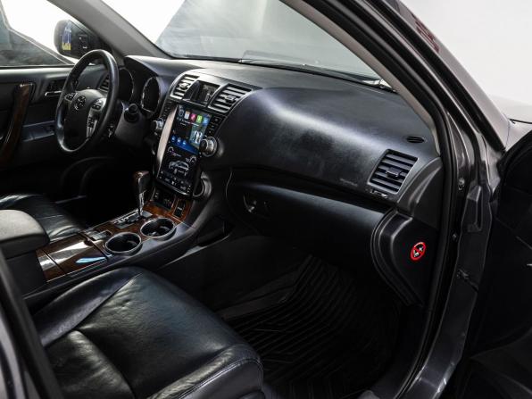 Toyota Highlander II (XU40) Рестайлинг с пробегом 2011 года, цена 2 199 000 рублей, 276290 км, внедорожник, Автокод Объявления