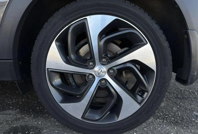 Hyundai Tucson III с пробегом 2018 года, цена 2 395 000 рублей, 86508 км, внедорожник, Автокод Объявления