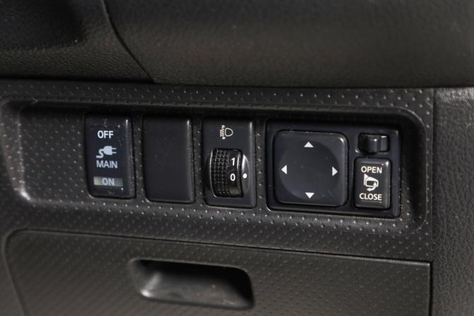 Nissan AD III с пробегом 2015 года, цена 859 000 рублей, 201000 км, универсал, Автокод Объявления