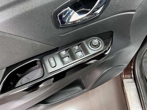 Renault Kaptur I с пробегом 2016 года, цена 1 145 000 рублей, 185549 км, внедорожник, Автокод Объявления