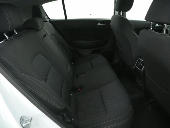 Kia Sportage IV с пробегом 2018 года, цена 2 057 000 рублей, 122000 км, внедорожник, Автокод Объявления