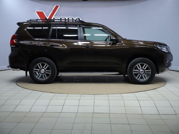 Toyota Land Cruiser Prado 150 Series Рестайлинг 2 с пробегом 2018 года, цена 6 290 000 рублей, 98481 км, внедорожник, Автокод Объявления