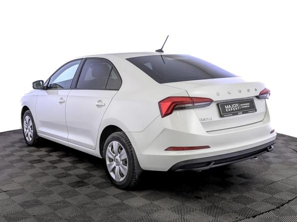 Skoda Rapid II с пробегом 2021 года, цена 1 665 000 рублей, 94262 км, лифтбек, Автокод Объявления
