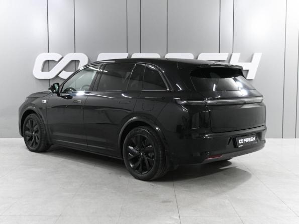 Li Auto (Lixiang) L7 I с пробегом 2023 года, цена 5 749 000 рублей, 62064 км, внедорожник, Автокод Объявления