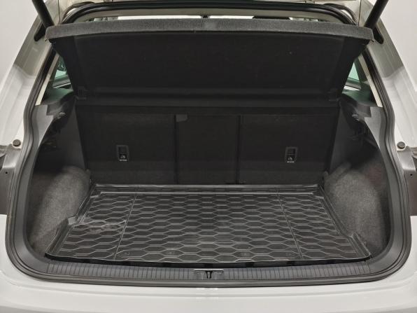 Volkswagen Tiguan II с пробегом 2017 года, цена 1 790 000 рублей, 209923 км, внедорожник, Автокод Объявления
