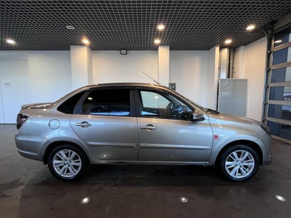 Lada (ВАЗ) Granta I Рестайлинг с пробегом 2021 года, цена 700 000 рублей, 113082 км, седан, Автокод Объявления