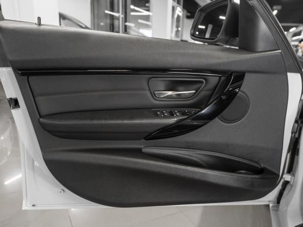 BMW 3 серии VI (F3x) Рестайлинг с пробегом 2017 года, цена 1 980 000 рублей, 148296 км, седан, Автокод Объявления