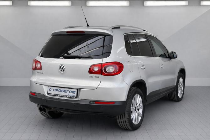 Volkswagen Tiguan I с пробегом 2009 года, цена 925 000 рублей, 211031 км, внедорожник, Автокод Объявления