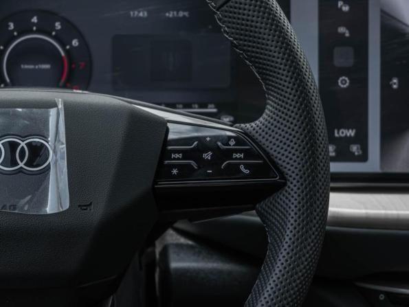 Audi Q5 III с пробегом 2025 года, цена 6 383 800 рублей, 87 км, внедорожник, Автокод Объявления