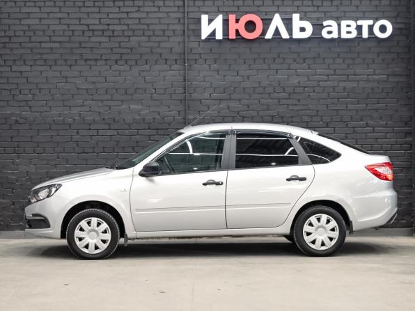 Lada (ВАЗ) Granta I Рестайлинг с пробегом 2021 года, цена 660 000 рублей, 141934 км, хэтчбек, Автокод Объявления