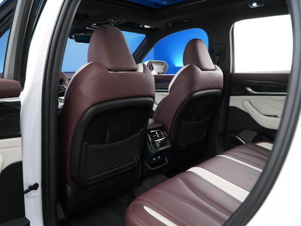 Geely Monjaro I с пробегом 2023 года, цена 3 187 444 рубля, 50668 км, внедорожник, Автокод Объявления