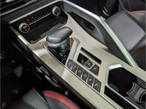 Geely Coolray I с пробегом 2023 года, цена 1 760 000 рублей, 33000 км, внедорожник, Автокод Объявления