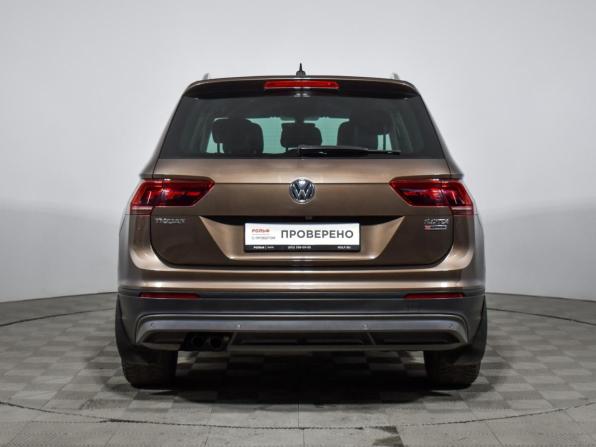 Volkswagen Tiguan II с пробегом 2016 года, цена 2 098 680 рублей, 137310 км, внедорожник, Автокод Объявления