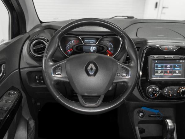 Renault Kaptur I с пробегом 2018 года, цена 1 240 000 рублей, 142231 км, внедорожник, Автокод Объявления