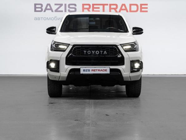 Toyota Hilux VIII Рестайлинг 2 с пробегом 2022 года, цена 6 849 000 рублей, 8613 км, пикап, Автокод Объявления