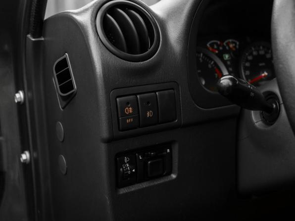 Suzuki Jimny III Рестайлинг 1 с пробегом 2008 года, цена 1 080 000 рублей, 152296 км, внедорожник, Автокод Объявления