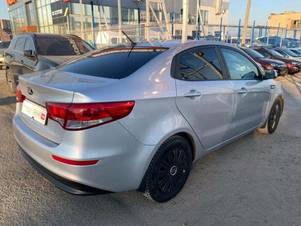 Kia Rio III Рестайлинг с пробегом 2016 года, цена 918 644 рубля, 99035 км, седан, Автокод Объявления