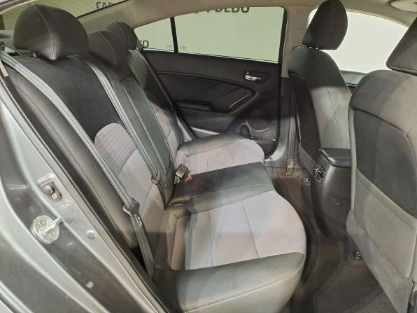 Kia Cerato III с пробегом 2014 года, цена 799 000 рублей, 275122 км, седан, Автокод Объявления