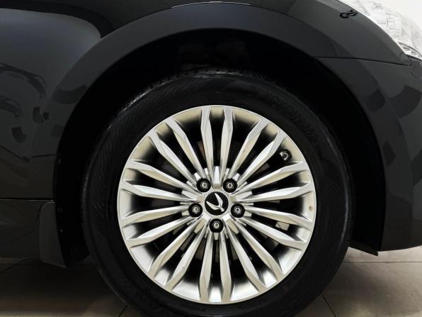 Hyundai Equus II Рестайлинг с пробегом 2015 года, цена 1 580 000 рублей, 146422 км, седан, Автокод Объявления
