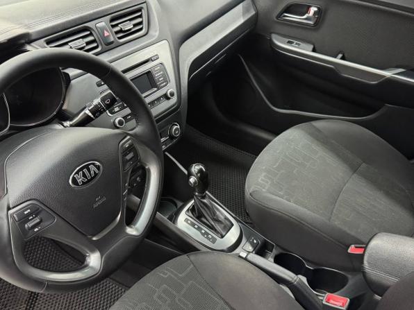 Kia Rio III Рестайлинг с пробегом 2016 года, цена 1 219 900 рублей, 160000 км, седан, Автокод Объявления