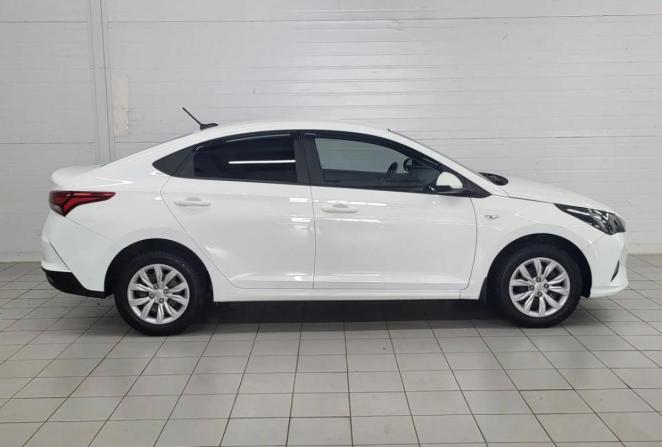 Hyundai Solaris II Рестайлинг с пробегом 2021 года, цена 1 499 553 рубля, 88551 км, седан, Автокод Объявления