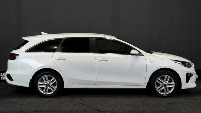 Kia Ceed III с пробегом 2021 года, цена 1 990 000 рублей, 70600 км, универсал, Автокод Объявления