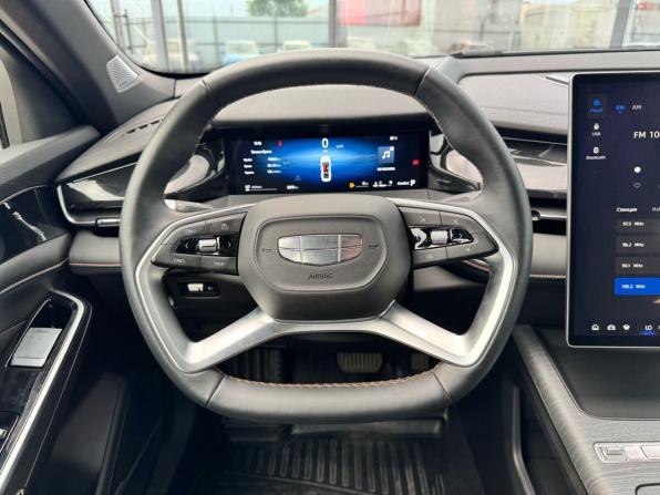 Geely Preface I с пробегом 2024 года, цена 2 799 000 рублей, 3870 км, седан, Автокод Объявления