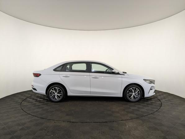 Geely Emgrand II с пробегом 2024 года, цена 1 850 000 рублей, 2900 км, седан, Автокод Объявления