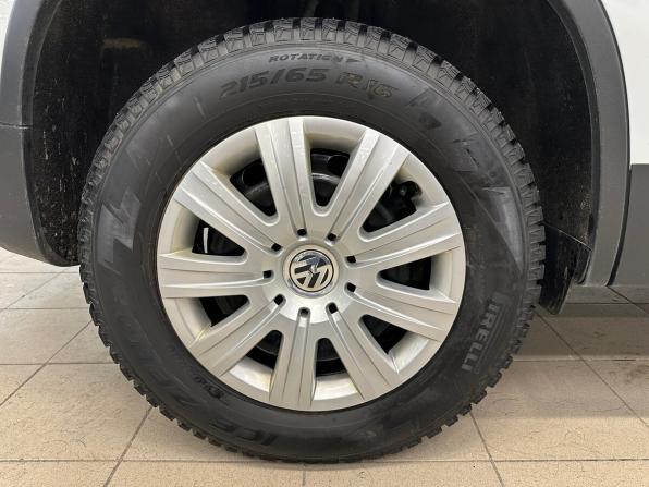Volkswagen Tiguan I Рестайлинг с пробегом 2015 года, цена 1 330 000 рублей, 182660 км, внедорожник, Автокод Объявления