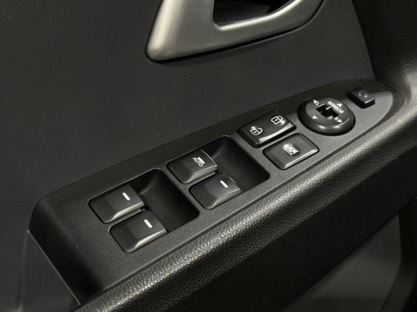 Kia Sportage III с пробегом 2013 года, цена 1 350 000 рублей, 215184 км, внедорожник, Автокод Объявления
